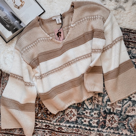 SOLD Sincerely Jules Latte&Cream Knitted Sweater - Picture 3 of 8